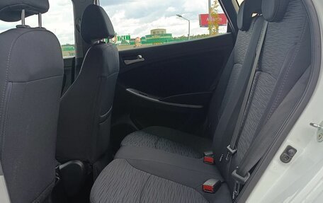 Hyundai Solaris II рестайлинг, 2015 год, 1 079 000 рублей, 8 фотография