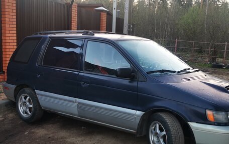 Mitsubishi Space Wagon III, 1994 год, 149 000 рублей, 2 фотография