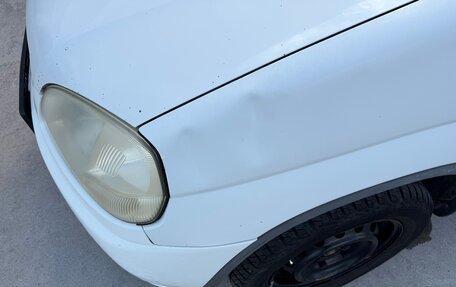 Suzuki Swift III, 2005 год, 380 000 рублей, 18 фотография