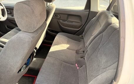 Suzuki Swift III, 2005 год, 380 000 рублей, 32 фотография