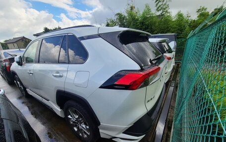 Toyota RAV4, 2019 год, 3 400 000 рублей, 7 фотография
