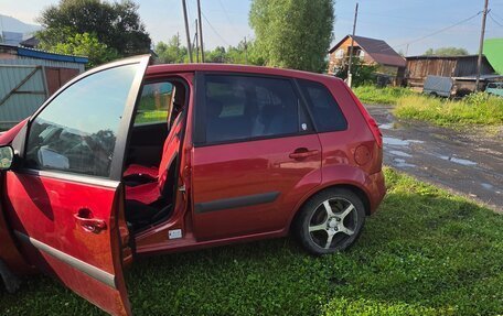 Ford Fiesta, 2007 год, 280 000 рублей, 2 фотография