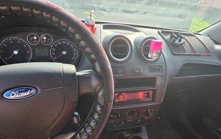 Ford Fiesta, 2007 год, 280 000 рублей, 6 фотография