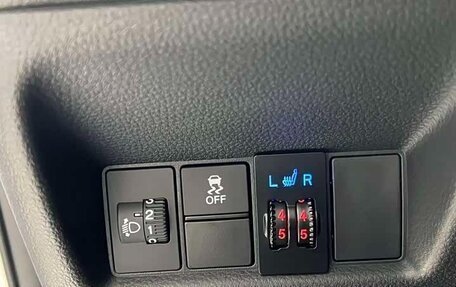 Honda Fit, 2022 год, 1 120 000 рублей, 13 фотография