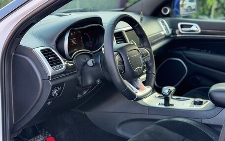 Jeep Grand Cherokee, 2013 год, 4 300 000 рублей, 17 фотография