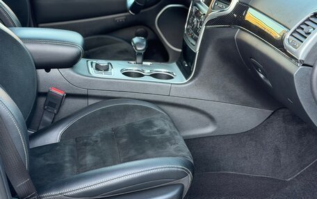 Jeep Grand Cherokee, 2013 год, 4 300 000 рублей, 23 фотография