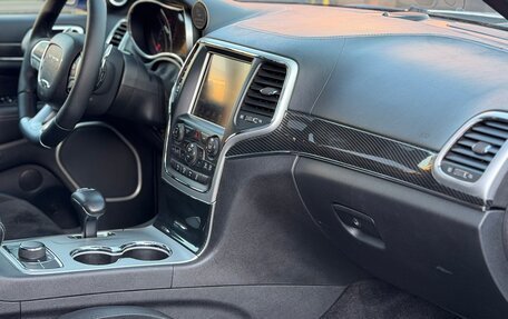 Jeep Grand Cherokee, 2013 год, 4 300 000 рублей, 22 фотография
