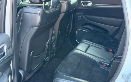 Jeep Grand Cherokee, 2013 год, 4 300 000 рублей, 30 фотография