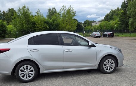 KIA Rio IV, 2019 год, 1 099 000 рублей, 37 фотография