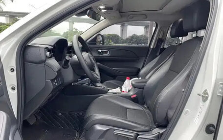 Honda Vezel, 2023 год, 1 500 000 рублей, 20 фотография