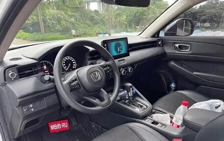 Honda Vezel, 2023 год, 1 500 000 рублей, 18 фотография