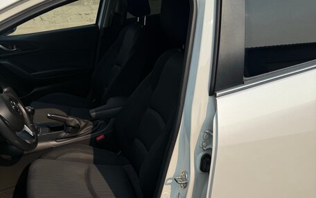 Mazda 3, 2014 год, 1 270 000 рублей, 2 фотография