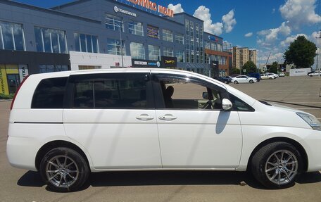 Toyota ISis I, 2010 год, 1 280 000 рублей, 3 фотография