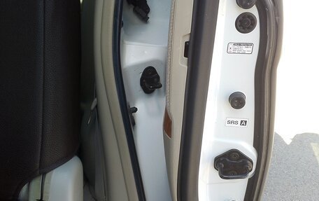 Toyota ISis I, 2010 год, 1 280 000 рублей, 22 фотография