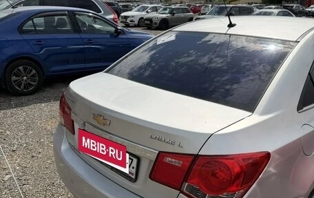 Chevrolet Cruze II, 2011 год, 650 000 рублей, 6 фотография