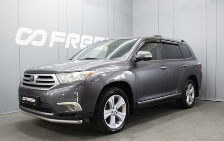 Toyota Highlander III, 2011 год, 1 908 000 рублей, 1 фотография