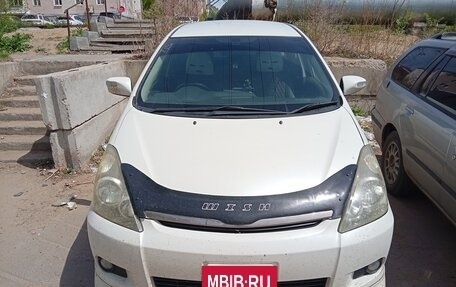 Toyota Wish II, 2003 год, 650 000 рублей, 3 фотография