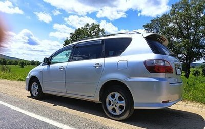 Toyota Ipsum II, 2005 год, 950 000 рублей, 1 фотография