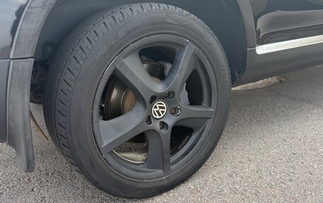 Volkswagen Touareg III, 2009 год, 950 000 рублей, 6 фотография