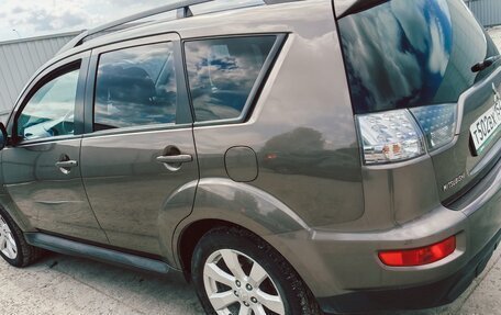 Mitsubishi Outlander III рестайлинг 3, 2012 год, 1 200 000 рублей, 5 фотография