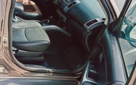 Mitsubishi Outlander III рестайлинг 3, 2012 год, 1 200 000 рублей, 20 фотография