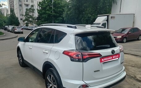 Toyota RAV4, 2016 год, 2 300 000 рублей, 3 фотография
