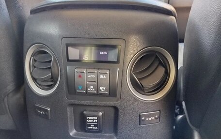Honda Pilot III рестайлинг, 2013 год, 1 900 000 рублей, 8 фотография