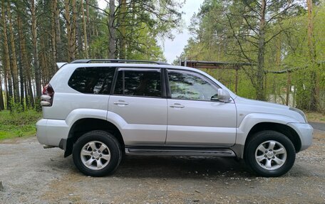 Toyota Land Cruiser Prado 120 рестайлинг, 2006 год, 1 970 000 рублей, 12 фотография