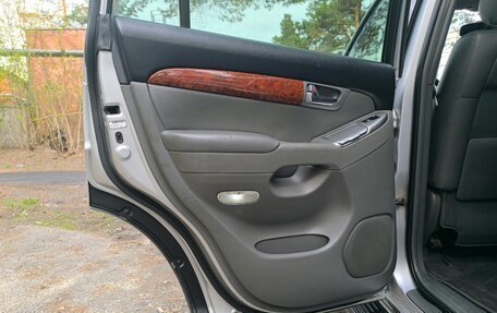 Toyota Land Cruiser Prado 120 рестайлинг, 2006 год, 1 970 000 рублей, 18 фотография