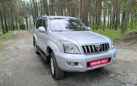 Toyota Land Cruiser Prado 120 рестайлинг, 2006 год, 1 970 000 рублей, 14 фотография