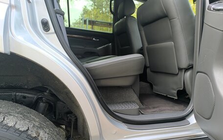 Toyota Land Cruiser Prado 120 рестайлинг, 2006 год, 1 970 000 рублей, 23 фотография