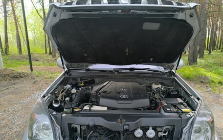 Toyota Land Cruiser Prado 120 рестайлинг, 2006 год, 1 970 000 рублей, 35 фотография