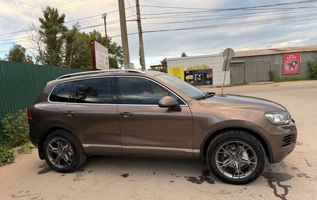 Volkswagen Touareg III, 2011 год, 1 460 000 рублей, 15 фотография