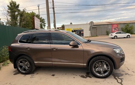 Volkswagen Touareg III, 2011 год, 1 460 000 рублей, 18 фотография