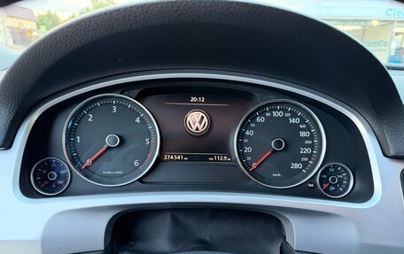 Volkswagen Touareg III, 2011 год, 1 460 000 рублей, 24 фотография