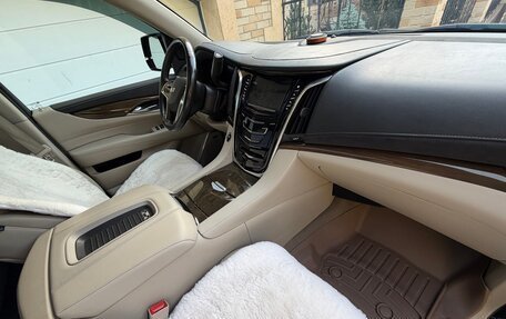 Cadillac Escalade IV, 2018 год, 5 000 000 рублей, 18 фотография
