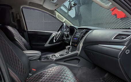 Mitsubishi Pajero Sport III рестайлинг, 2019 год, 3 200 000 рублей, 30 фотография