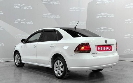 Volkswagen Polo VI (EU Market), 2013 год, 800 000 рублей, 3 фотография