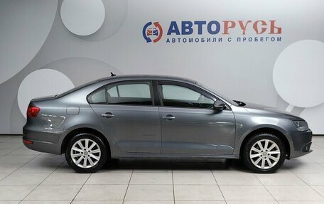 Volkswagen Jetta VI, 2013 год, 939 000 рублей, 5 фотография