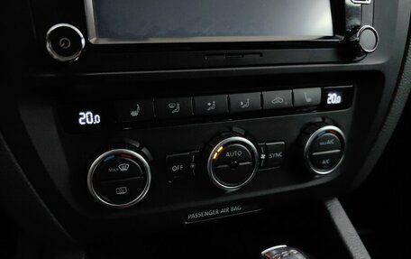 Volkswagen Jetta VI, 2013 год, 939 000 рублей, 16 фотография