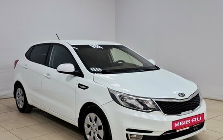 KIA Rio III рестайлинг, 2016 год, 1 100 000 рублей, 3 фотография