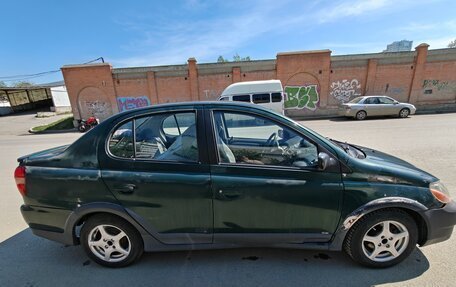 Toyota Echo, 2001 год, 250 000 рублей, 2 фотография