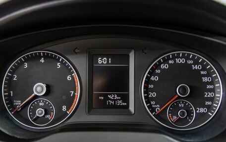 Volkswagen Jetta VI, 2012 год, 993 000 рублей, 9 фотография