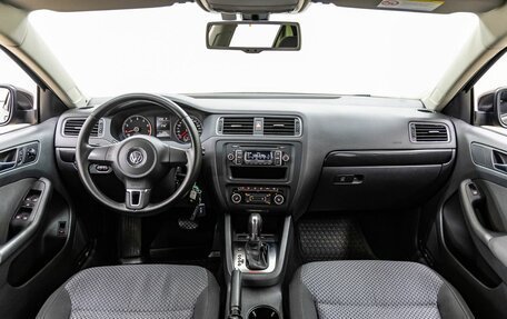 Volkswagen Jetta VI, 2012 год, 993 000 рублей, 14 фотография