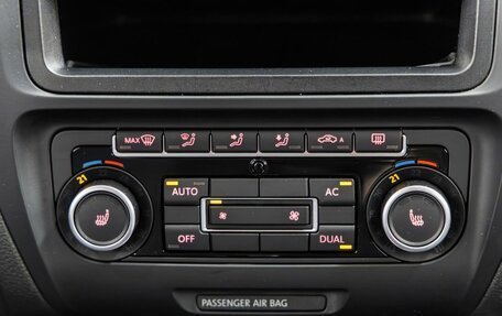 Volkswagen Jetta VI, 2012 год, 993 000 рублей, 21 фотография