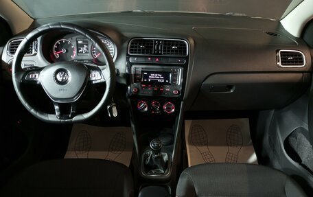 Volkswagen Polo VI (EU Market), 2017 год, 1 120 000 рублей, 9 фотография