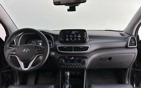Hyundai Tucson III, 2019 год, 2 355 000 рублей, 9 фотография