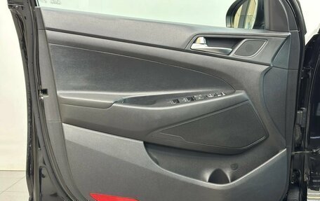 Hyundai Tucson III, 2019 год, 2 355 000 рублей, 24 фотография