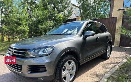 Volkswagen Touareg III, 2011 год, 1 750 000 рублей, 3 фотография