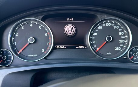 Volkswagen Touareg III, 2011 год, 1 750 000 рублей, 15 фотография